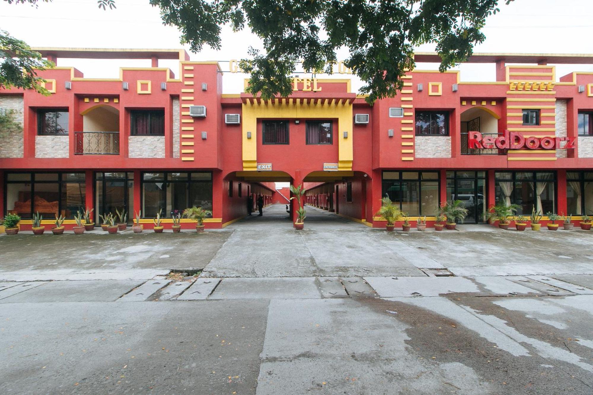 Reddoorz @ Golden Victory Hotel Mabalacat Pampanga מראה חיצוני תמונה